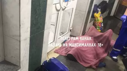 В Казани на станции метро скончался пенсионер
