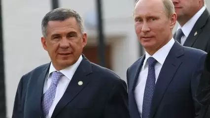 Президент Татарстана поздравил Владимира Путина с юбилеем