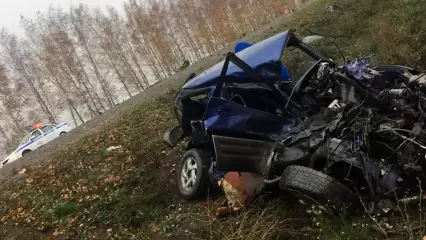 В Татарстане водитель внедорожника погиб при столкновении с «КАМАЗом»