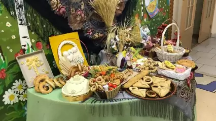 В Нижнекамске детсадовцы отметили День хлеба - НТР 24