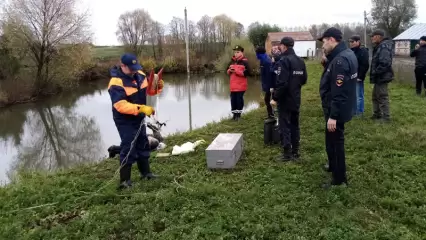 В Татарстане 71-летний рыбак поскользнулся, упал в пруд и утонул