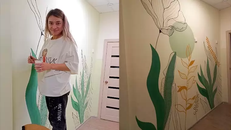 Нижнекамская художница расписала стену в социальном приюте для детей и подростков