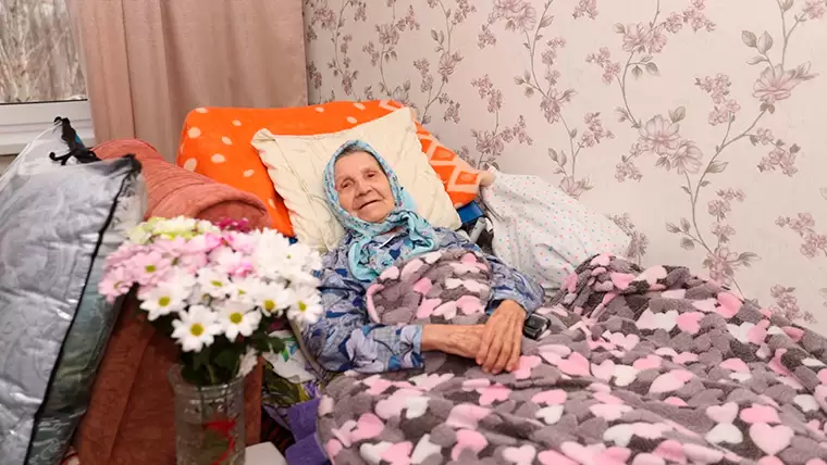 В Нижнекамске отметила 95-летний юбилей ветеран Великой Отечественной войны