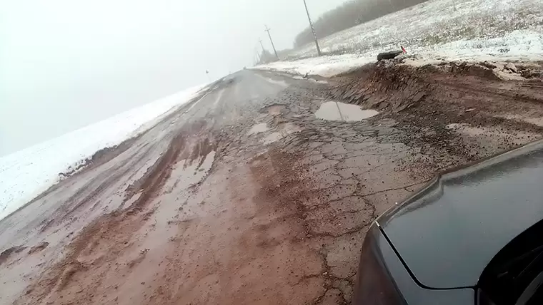 На дороге Шереметьевка – Кармалы в Нижнекамском районе сделают ямочный ремонт