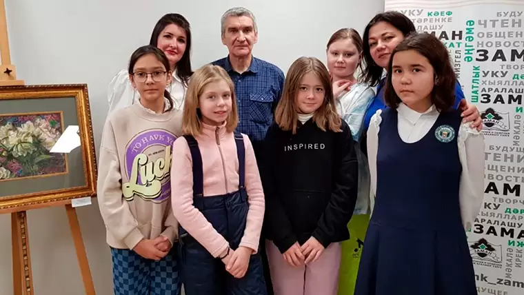 Юные художники Нижнекамска встретились с членом Союза художников Татарстана