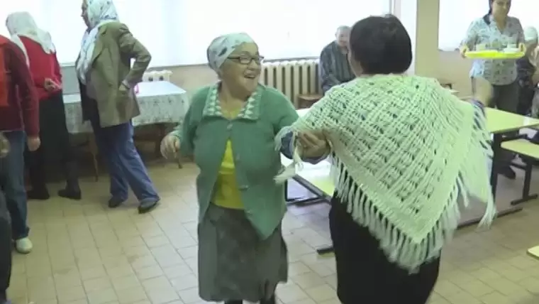 Пожилых нижнекамцев приглашают послушать песни их молодости