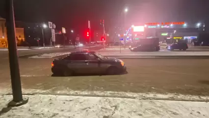 В Нижнекамске молодой водитель «Приоры» сбил девушку на светофоре