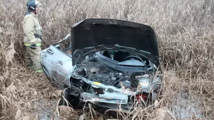 На трассе в Татарстане разбился насмерть 19-летний парень