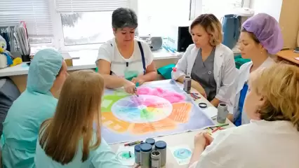 Психолог из Казани приехала в Нижнекамск для эмоциональной разгрузки медработников - НТР 24