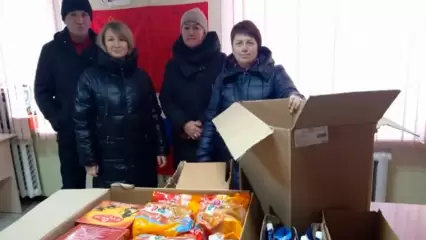 На пункте сбора в Нижнекамске собрали более тысячи коробок гуманитарной помощи за 2 месяца