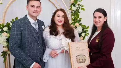 В Нижнекамске молодожены сыграли свадьбу в свой день рождения
