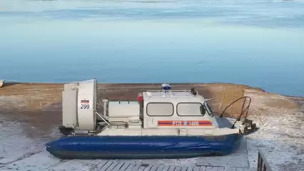 В Нижнекамске на берегу Камы выставили временный спасательный пост МЧС - НТР 24