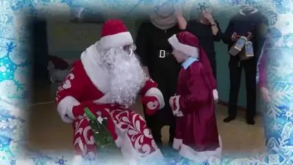В Нижнекамске в 14-й раз стартовала благотворительная акция НТР «Стань Дедом Морозом!»