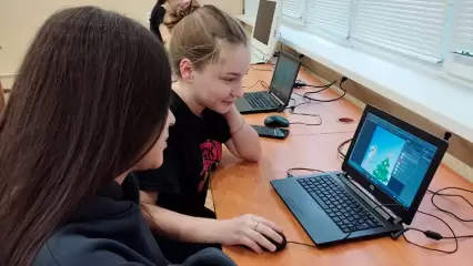 В Нижнекамске восьмиклассники попробовали себя в графическом дизайне