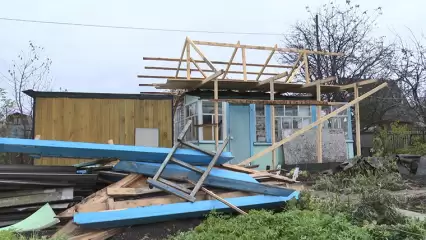 Рабочие взяли у жительницы Нижнекамска более 100 тыс. рублей за ремонт дачи и пропали - НТР 24