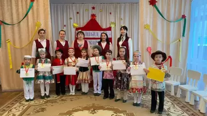 В Нижнекамске дошколята и их воспитатели отметили День приветствий показом своей версии шоу «Лучше всех»