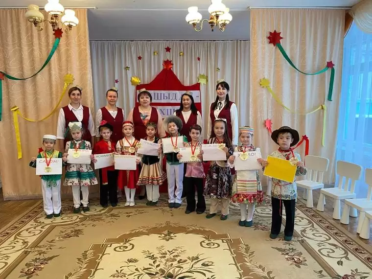В Нижнекамске дошколята и их воспитатели отметили День приветствий показом своей версии шоу «Лучше всех»