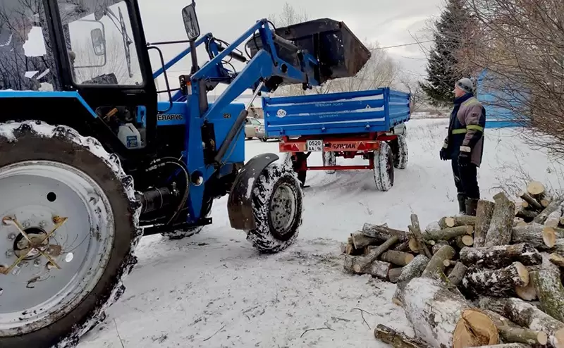 Ящики, дрова, перчатки: в Нижнекамске продолжают оказывать помощь мобилизованным и их семьям