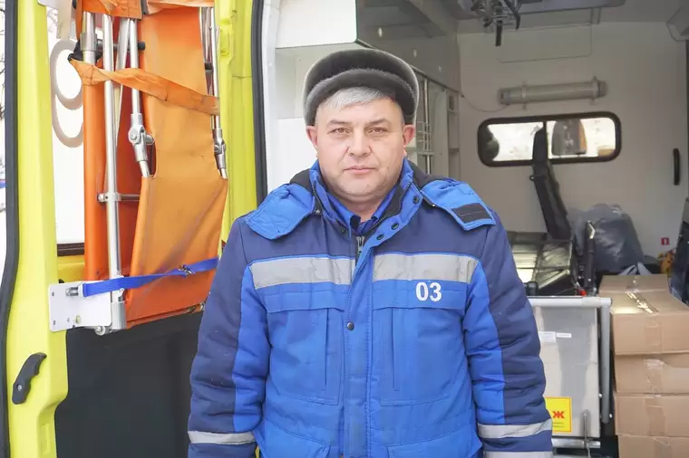 Водитель нижнекамской больницы отправился в Ростов-на-Дону, чтобы отвезти гуманитарный груз
