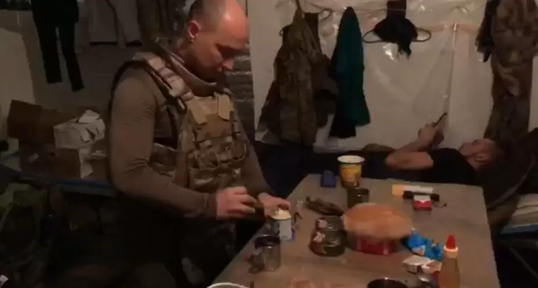 Депутат-доброволец из Татарстана показал быт солдат в зоне СВО