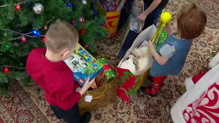В этом году сюрпризы от акции «Стань Дедом Морозом!» ждут и детей Донбасса