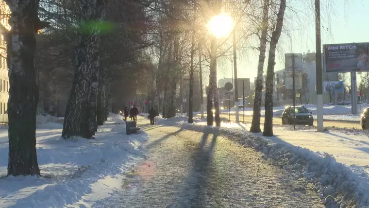 В Татарстане похолодает до -20, на дорогах сохраняется сильная гололедица