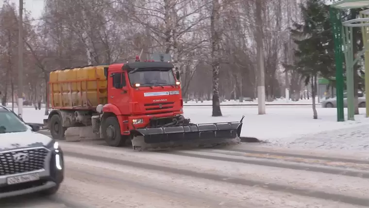 Жителей Татарстана призвали быть осторожнее на дорогах из-за непогоды