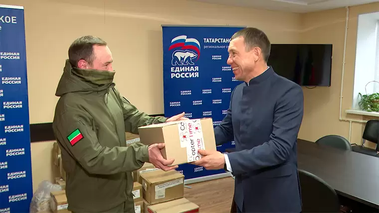 Рамиль Муллин помог с погрузкой гуманитарной помощи для жителей Лисичанска и военных
