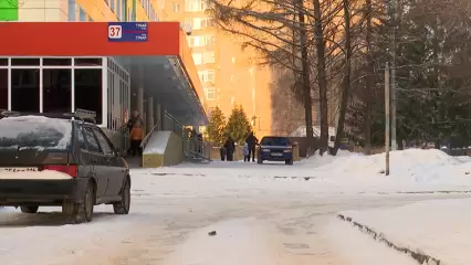 Нижнекамцы предложили своё решение проблемы парковки у детской поликлиники на улице Тукая - НТР 24