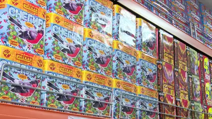 В новогодние праздники в Нижнекамске будут следить за соблюдением правил запуска фейерверков - НТР 24