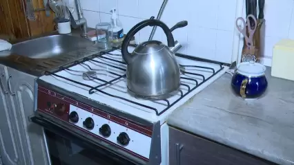 «Дышать невозможно»: соседи устали от нижнекамца, который варит в квартире наркотики - НТР 24