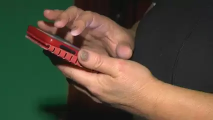 Жительницу Нижнекамска оштрафовали за картинку с нацистской символикой в групповом чате WhatsApp - НТР 24