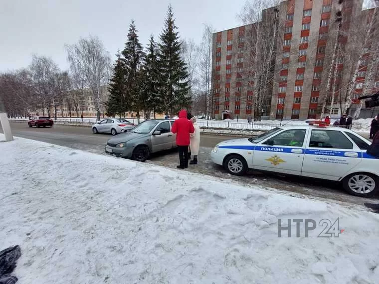 В Нижнекамске 20-летний парень сбил мужчину