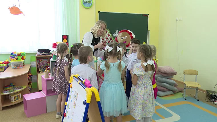 Педагоги со всего Татарстана представили свои методики на конкурсе «Воспитатель года» в Нижнекамске