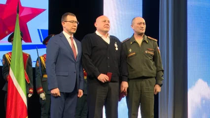 «Земля России богата на героев»: в Нижнекамске прошел праздничный концерт ко Дню защитника Отечества - НТР 24