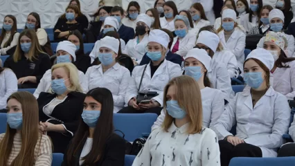 В Нижнекамске прошел 11-й фестиваль медицины «Ангелы в белых халатах»