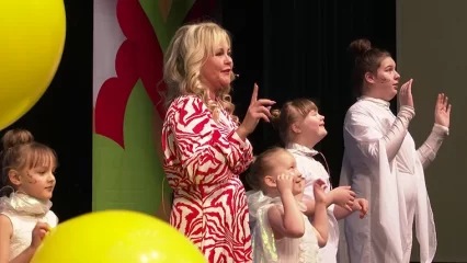 Сотрудницы «Нижнекамскнефтехима» приняли участие в зональном этапе конкурса «Женщина года. Мужчина года: женский взгляд» - НТР 24