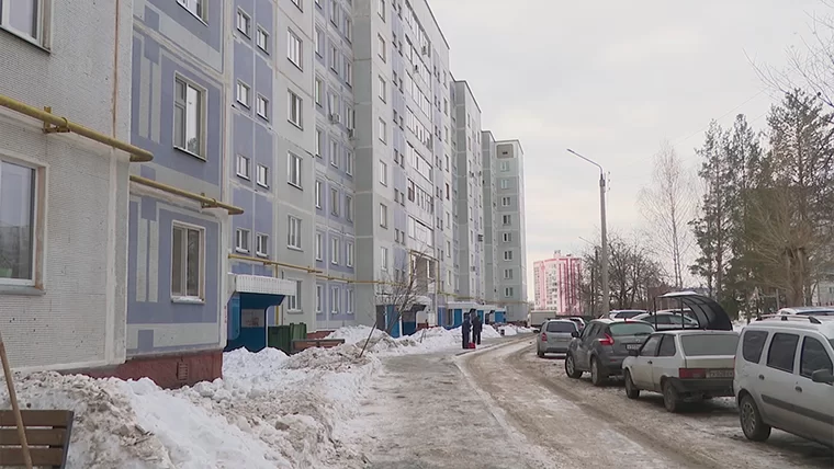 В Нижнекамске почти месяц назад пропала 28-летняя девушка в вязанных белых штанах