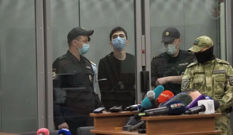 Гособвинение во главе с прокурором Татарстана запросило для Ильназа Галявиева пожизненное лишение свободы