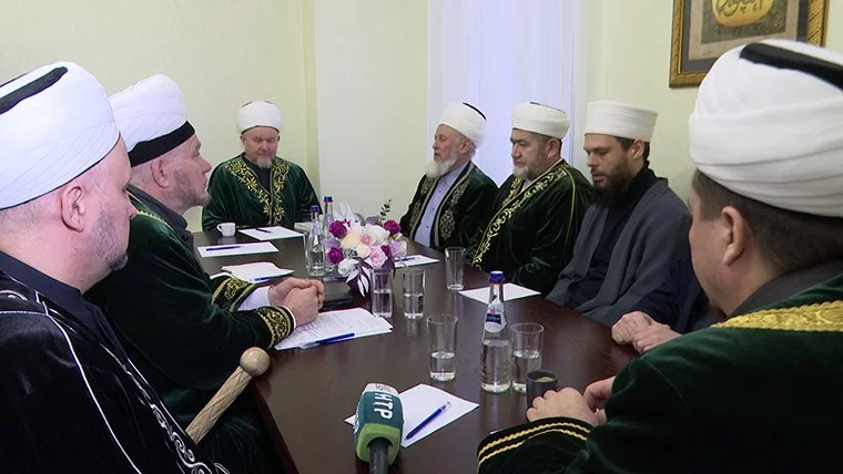 Нижнекамск с рабочим визитом посетил главный казый Татарстана Джалиль хазрат Фазлыев