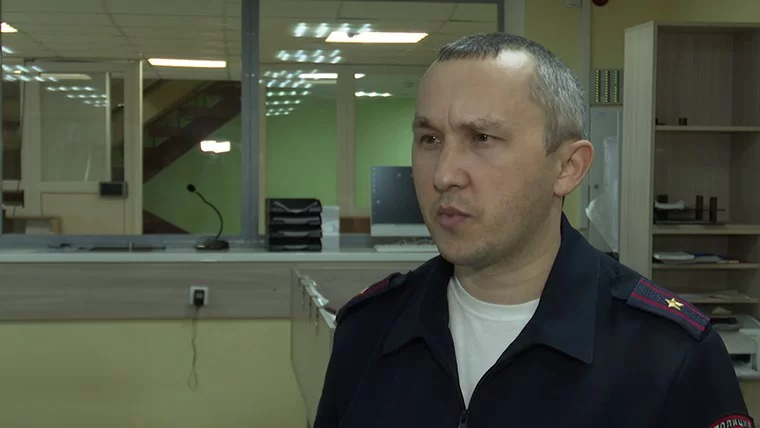 В профессиональный праздник начальник дежурной части по Нижнекамскому району рассказал, как спас жизнь мужчине