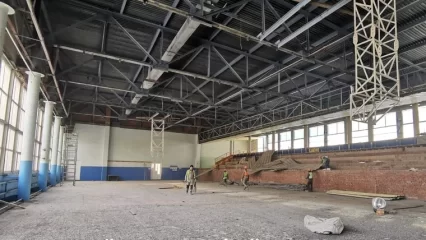 Нижнекамцам показали процесс реконструкции в «Дружбе» и «Факеле» - НТР 24