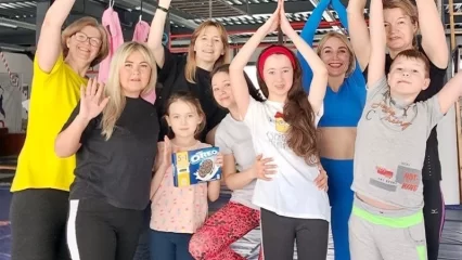 Волонтеры «Нижнекамскнефтехима» организовали инклюзивный мастер-класс для детей - НТР 24