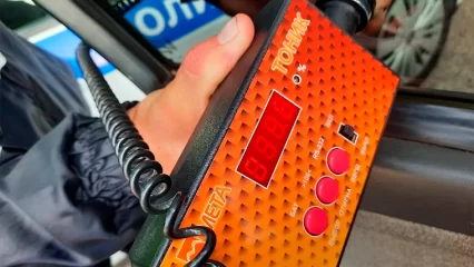 В Нижнекамске выявили 17 не соответствующих требованиям тонированных авто - НТР 24