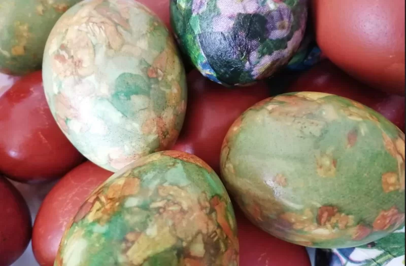 На покраску становись! 10 способов окраски яиц на Пасху