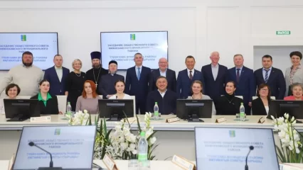 Утвержден новый состав Общественного совета Нижнекамского района, его возглавил бывший военком - НТР 24