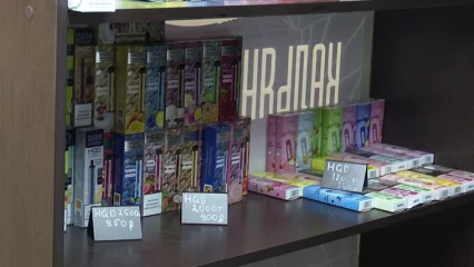 Журналисты НТР 24 провели эксперимент и проверили, продадут ли несовершеннолетнему жидкость для вейпа - НТР 24