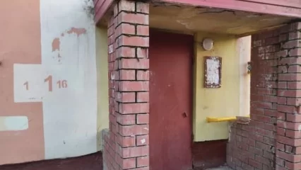 Нижнекамские полицейские поймали у дома на ул. Студенческой мужчину и женщину с наркотиками - НТР 24