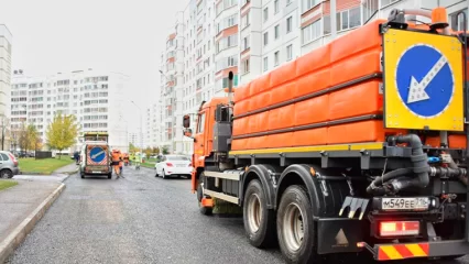 Нижнекамцев попросили освободить от машин внутриквартальную дорогу на пр. Вахитова на время ремонта - НТР 24