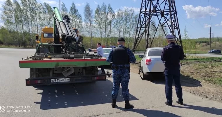 В Нижнекамске ГИБДД и приставы провели облаву на неплательщиков штрафов - две машины арестованы